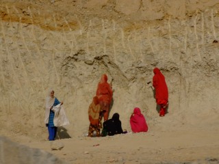 Women on the Khyber Pass